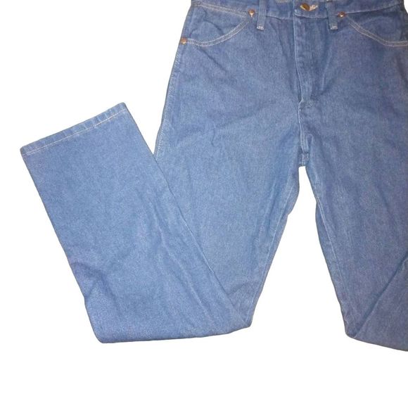 WRANGLER MENS SZ 30*32 STRAIGHT LEG JEANS - Picture 3 of 5